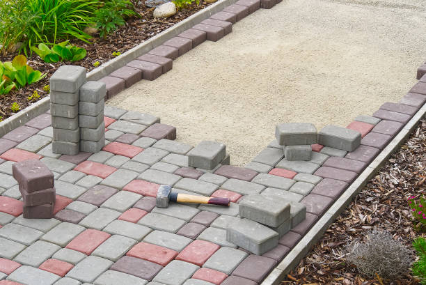 Best Custom Driveway Pavers  in Sneedville, TN