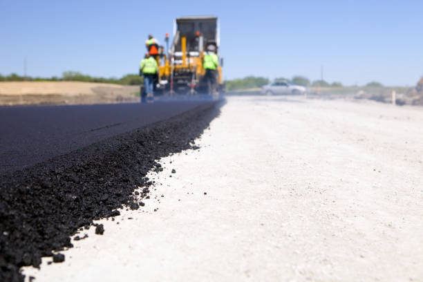 Best Local Driveway Pavers  in Sneedville, TN